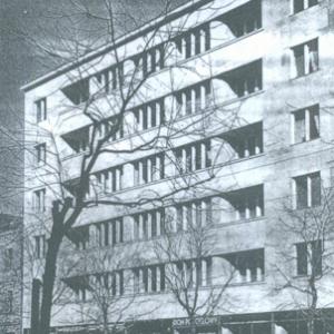 Marszałkowska 18<br />Źródło: http://hphotos-ash1.fbcdn.net/170195_176338512403499_175955955775088_334706_1192299_o.jpg<br /><em>Autor: Archiwum</em>